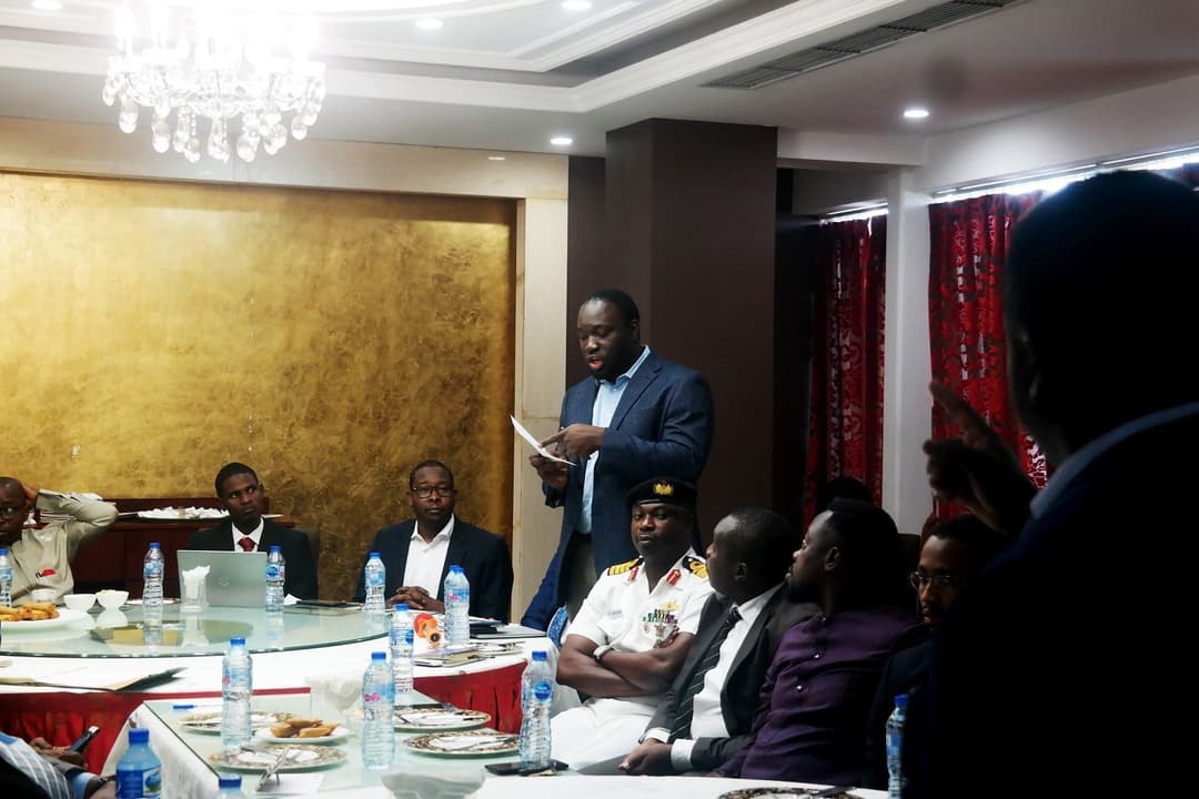 deji_in_a_conference_meeting.jpeg